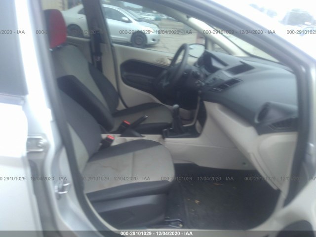 Photo 4 VIN: 3FADP4AJ9CM120916 - FORD FIESTA 