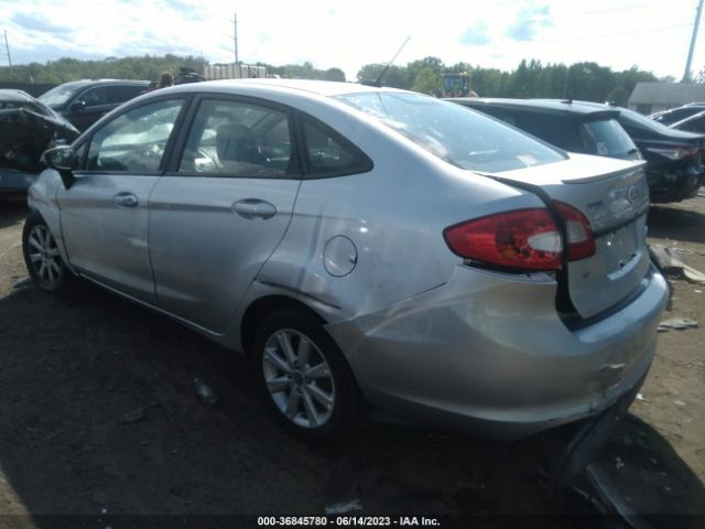 Photo 2 VIN: 3FADP4BJ0BM164316 - FORD FIESTA 