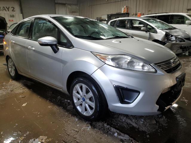 Photo 3 VIN: 3FADP4BJ0DM123333 - FORD FIESTA SE 