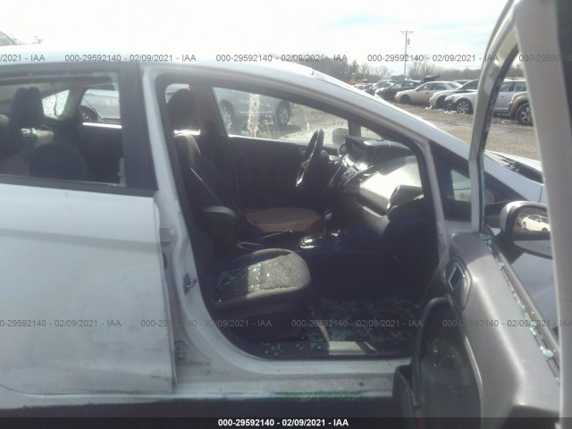 Photo 4 VIN: 3FADP4BJ0EM239911 - FORD FIESTA 