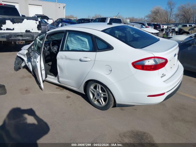 Photo 2 VIN: 3FADP4BJ0HM104075 - FORD FIESTA 