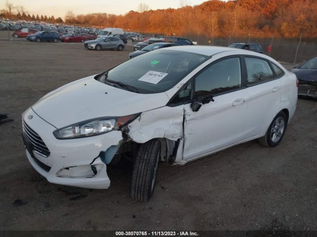 Photo 1 VIN: 3FADP4BJ0HM119188 - FORD FIESTA 