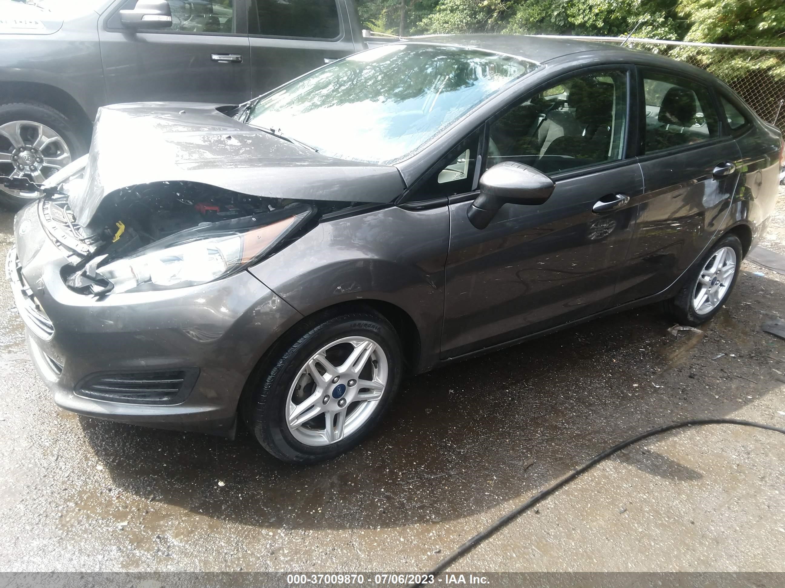 Photo 1 VIN: 3FADP4BJ0HM135987 - FORD FIESTA 