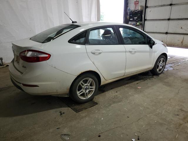 Photo 2 VIN: 3FADP4BJ0HM145810 - FORD FIESTA 