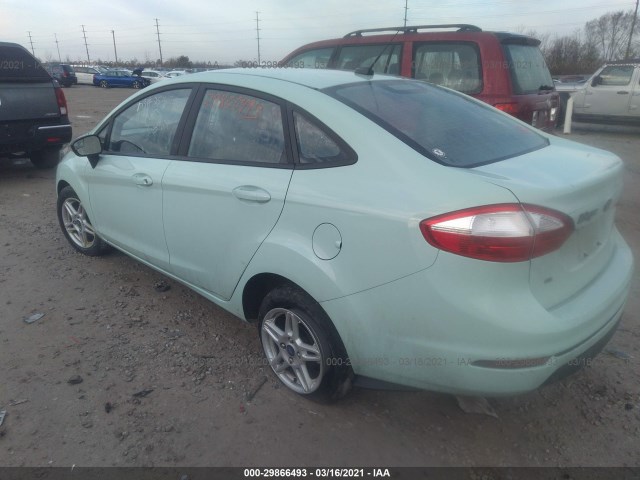 Photo 2 VIN: 3FADP4BJ0HM163076 - FORD FIESTA 