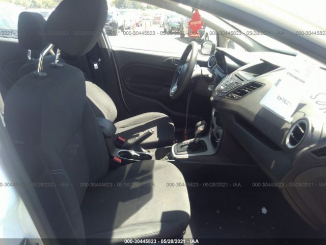 Photo 4 VIN: 3FADP4BJ0JM128169 - FORD FIESTA 