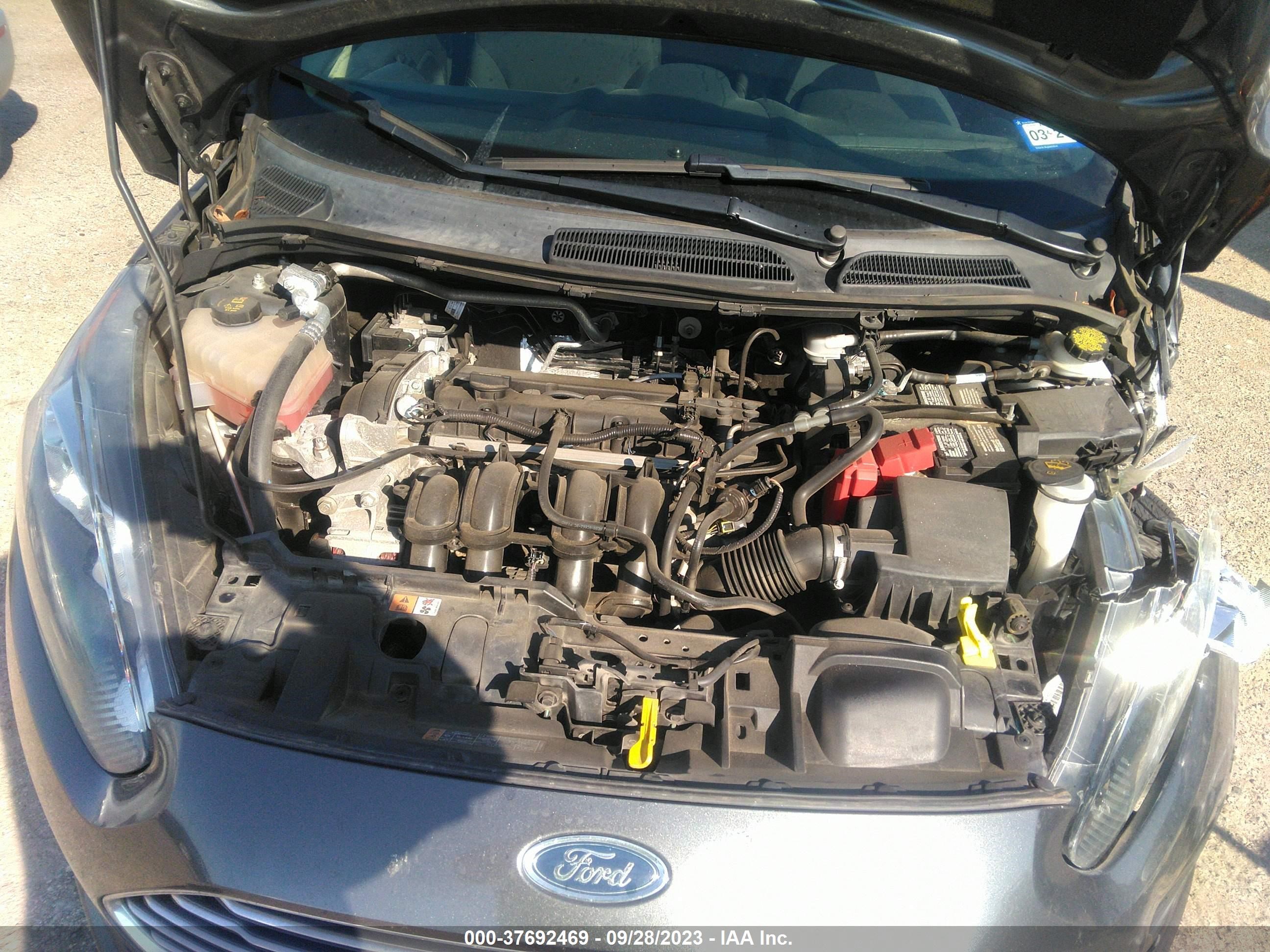 Photo 8 VIN: 3FADP4BJ0KM123801 - FORD FIESTA 