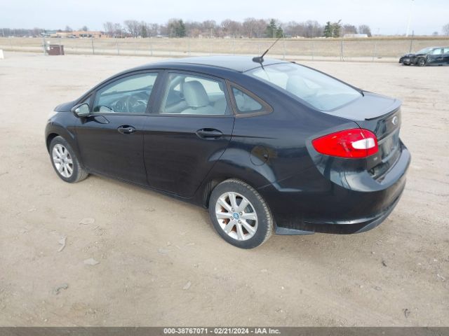 Photo 2 VIN: 3FADP4BJ1BM116081 - FORD FIESTA 