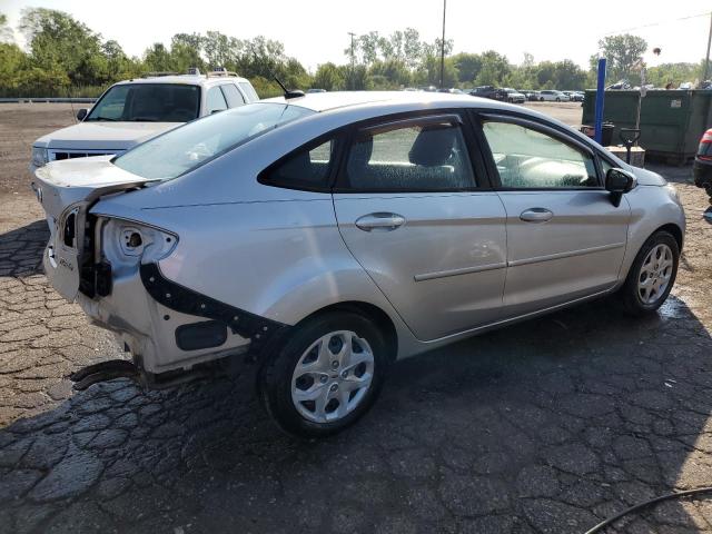 Photo 2 VIN: 3FADP4BJ1CM126076 - FORD FIESTA SE 