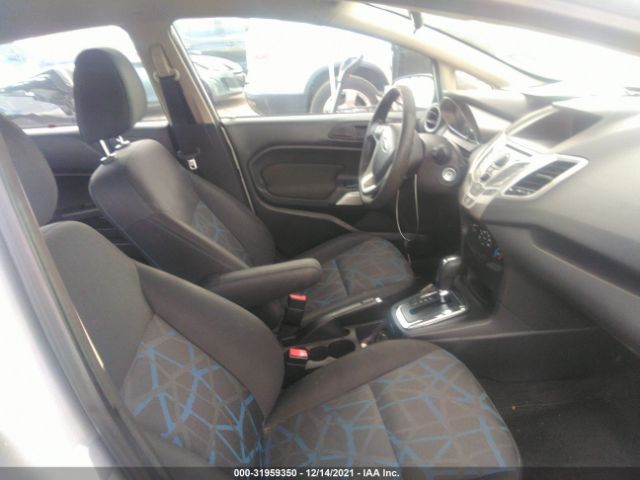 Photo 4 VIN: 3FADP4BJ1CM221821 - FORD FIESTA 