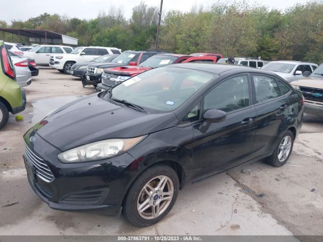 Photo 1 VIN: 3FADP4BJ1HM140132 - FORD FIESTA 