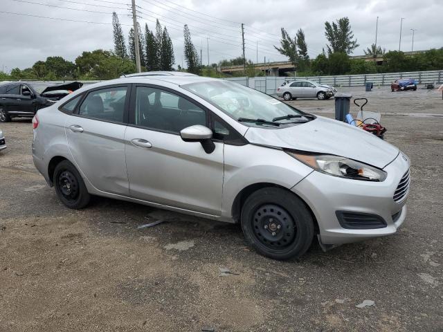 Photo 3 VIN: 3FADP4BJ1JM110652 - FORD FIESTA 