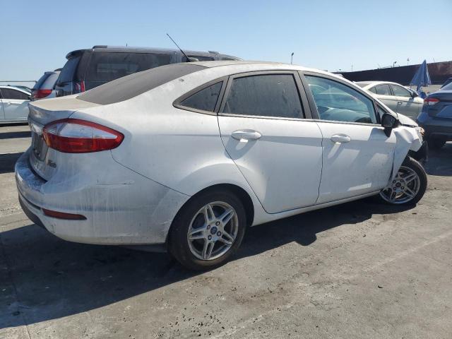 Photo 2 VIN: 3FADP4BJ1JM118797 - FORD FIESTA SE 