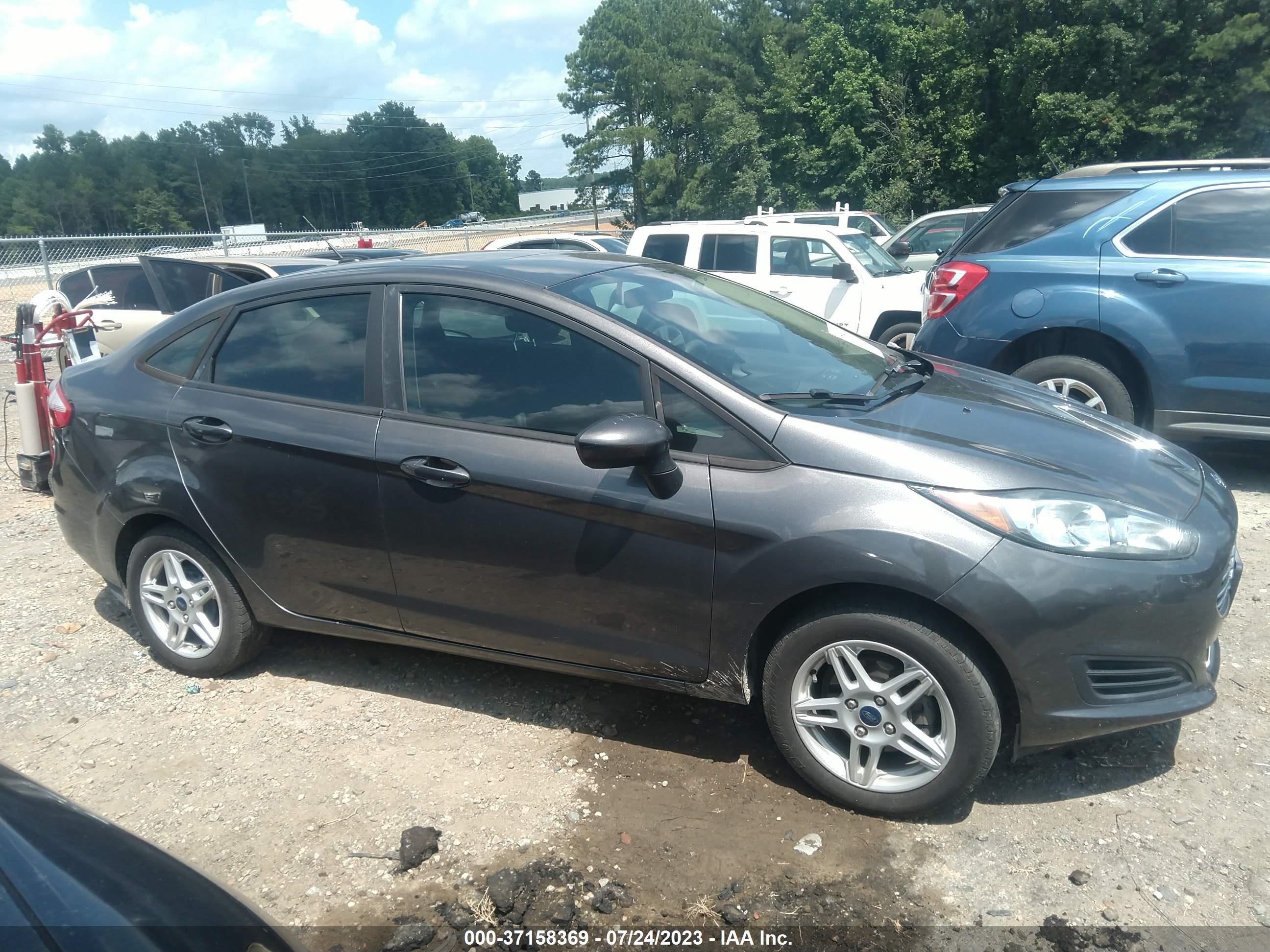 Photo 12 VIN: 3FADP4BJ1JM135678 - FORD FIESTA 