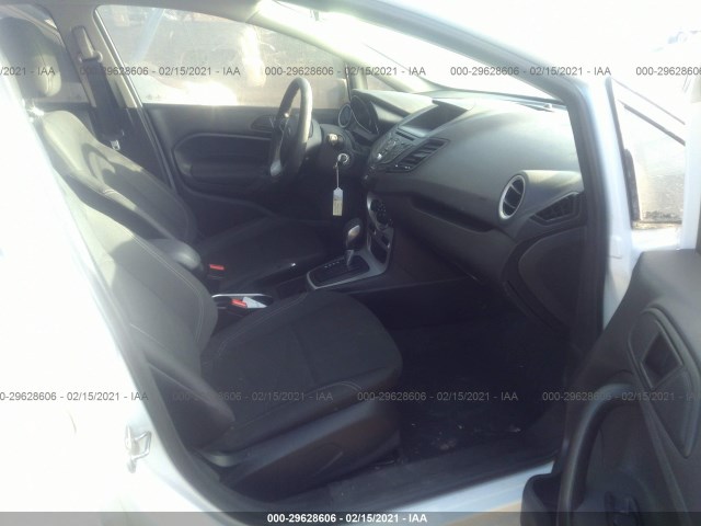 Photo 4 VIN: 3FADP4BJ1KM130045 - FORD FIESTA 