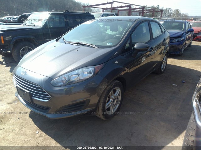 Photo 1 VIN: 3FADP4BJ1KM131860 - FORD FIESTA 