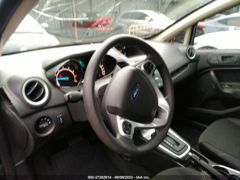 Photo 4 VIN: 3FADP4BJ1KM163210 - FORD FIESTA 