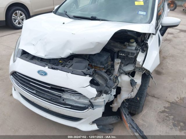 Photo 5 VIN: 3FADP4BJ2EM174415 - FORD FIESTA 