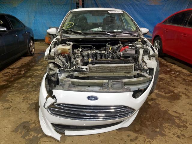 Photo 8 VIN: 3FADP4BJ2FM217071 - FORD FIESTA 