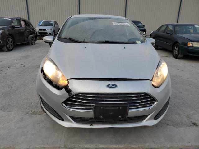 Photo 4 VIN: 3FADP4BJ2GM118381 - FORD FIESTA SE 