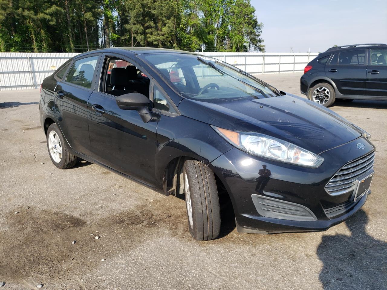 Photo 3 VIN: 3FADP4BJ2HM102134 - FORD FIESTA 