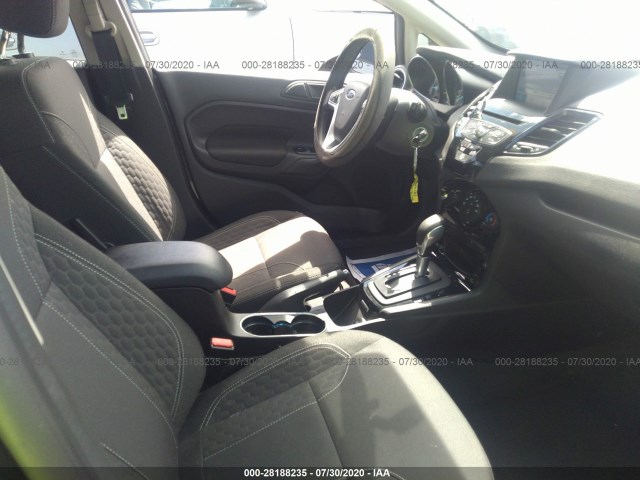 Photo 4 VIN: 3FADP4BJ2HM126126 - FORD FIESTA 