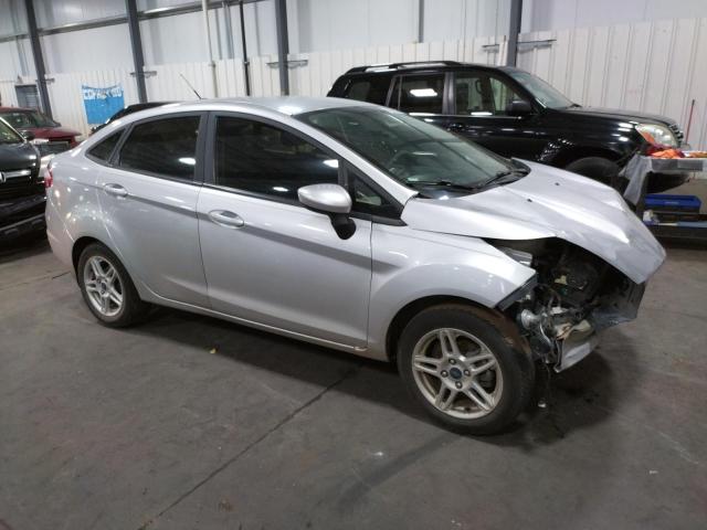 Photo 3 VIN: 3FADP4BJ2HM130452 - FORD FIESTA SE 