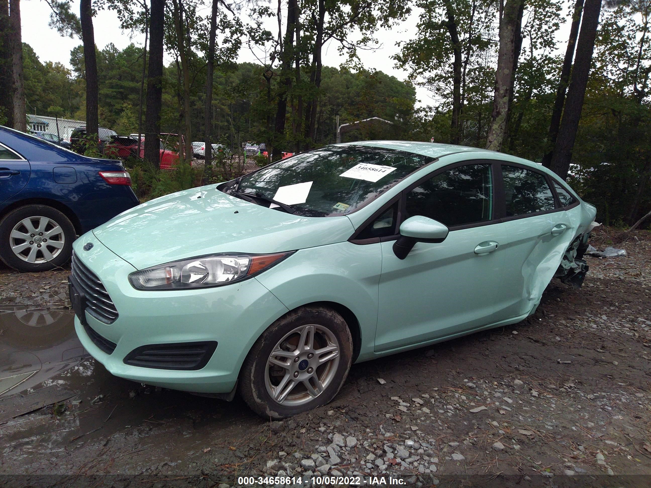 Photo 1 VIN: 3FADP4BJ2JM108831 - FORD FIESTA 