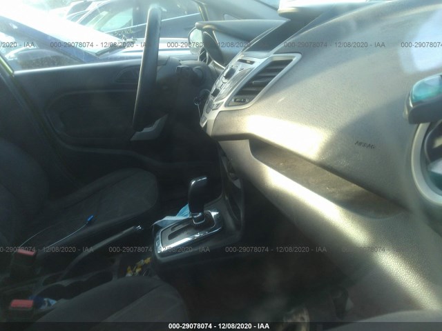 Photo 4 VIN: 3FADP4BJ3DM208084 - FORD FIESTA 