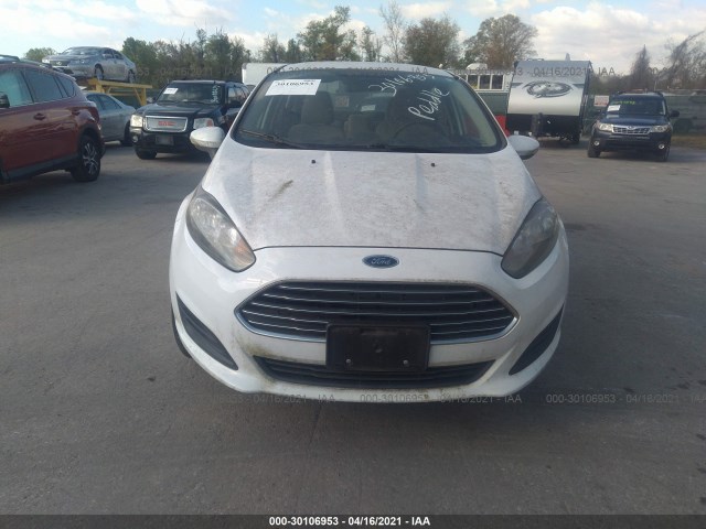 Photo 5 VIN: 3FADP4BJ3EM127488 - FORD FIESTA 