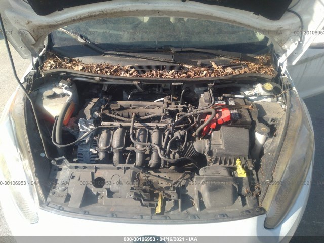 Photo 9 VIN: 3FADP4BJ3EM127488 - FORD FIESTA 