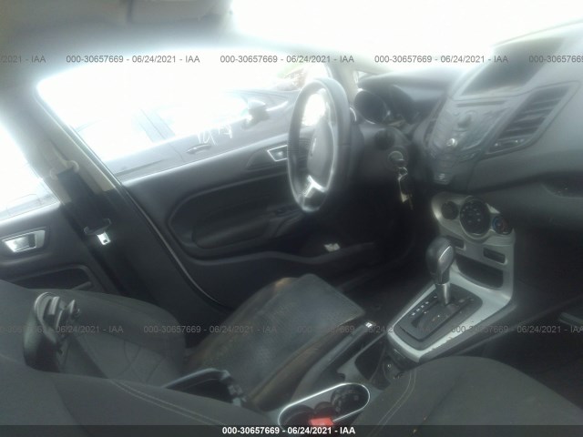 Photo 4 VIN: 3FADP4BJ3FM126066 - FORD FIESTA 