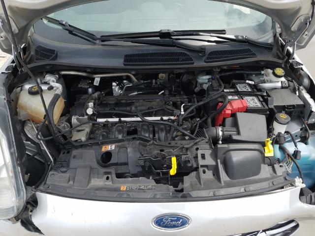 Photo 6 VIN: 3FADP4BJ3FM145703 - FORD FIESTA SE 