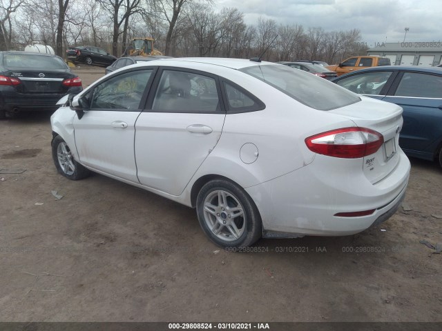 Photo 2 VIN: 3FADP4BJ3JM136119 - FORD FIESTA 