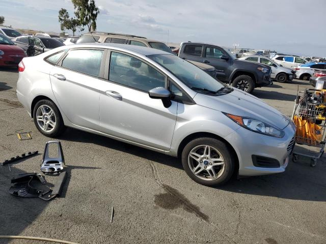 Photo 3 VIN: 3FADP4BJ3KM120701 - FORD FIESTA SE 