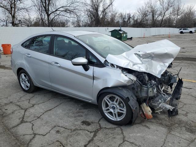 Photo 3 VIN: 3FADP4BJ3KM122478 - FORD FIESTA SE 