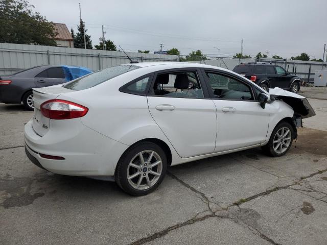 Photo 2 VIN: 3FADP4BJ3KM137630 - FORD FIESTA SE 