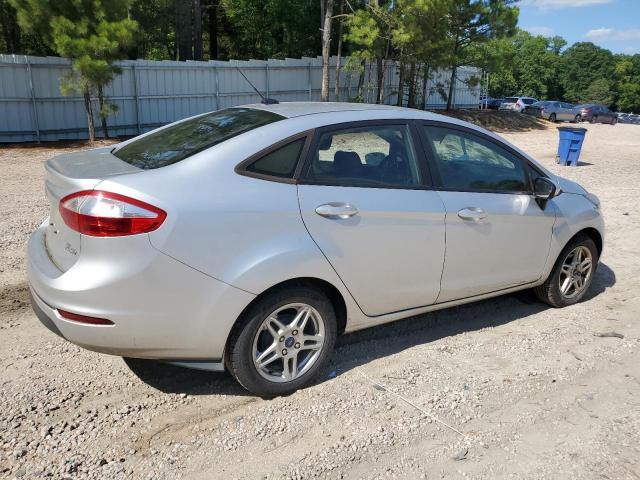 Photo 2 VIN: 3FADP4BJ3KM161135 - FORD FIESTA SE 