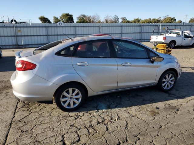 Photo 2 VIN: 3FADP4BJ4CM103133 - FORD FIESTA SE 