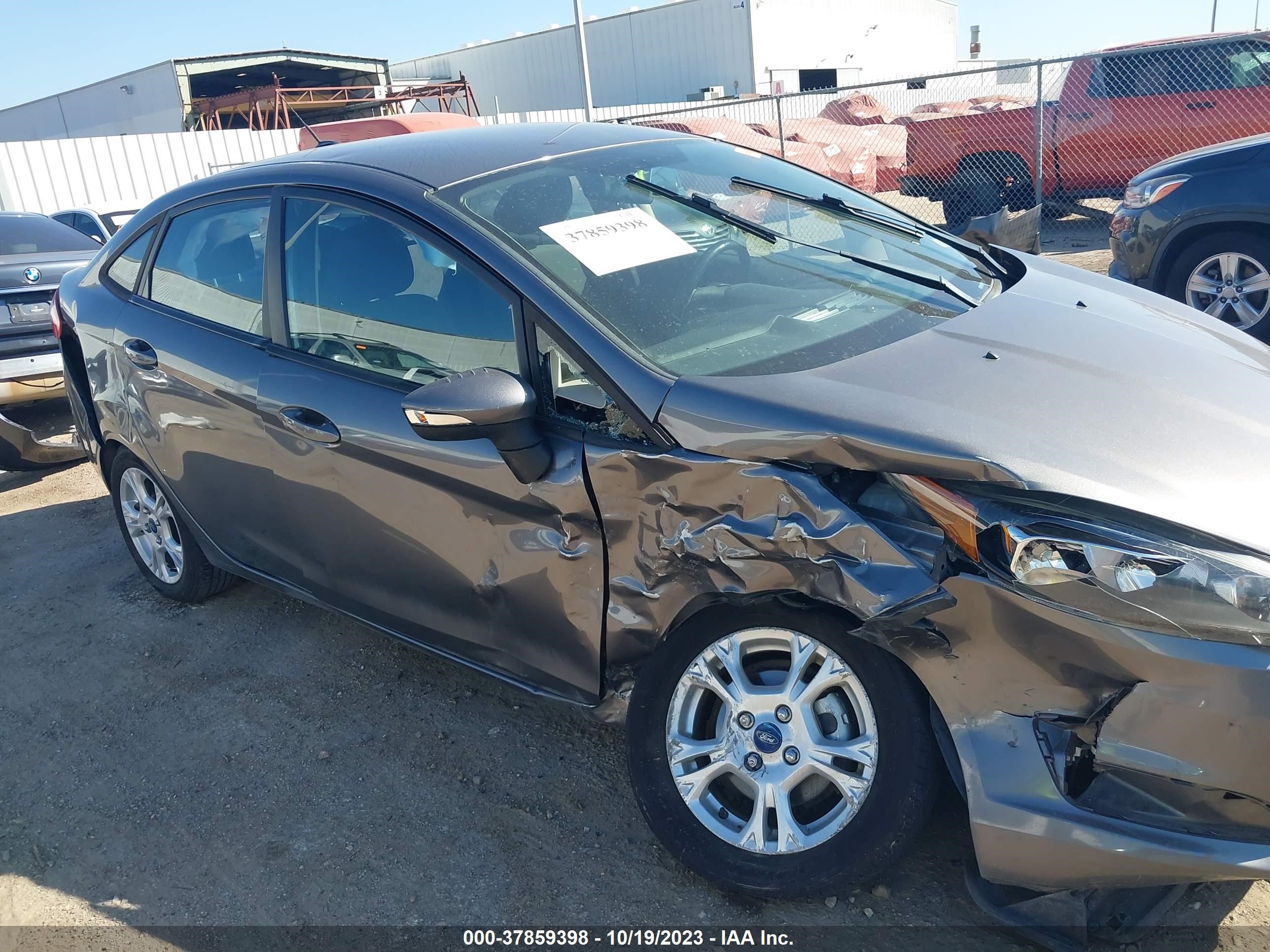 Photo 5 VIN: 3FADP4BJ4EM132604 - FORD FIESTA 