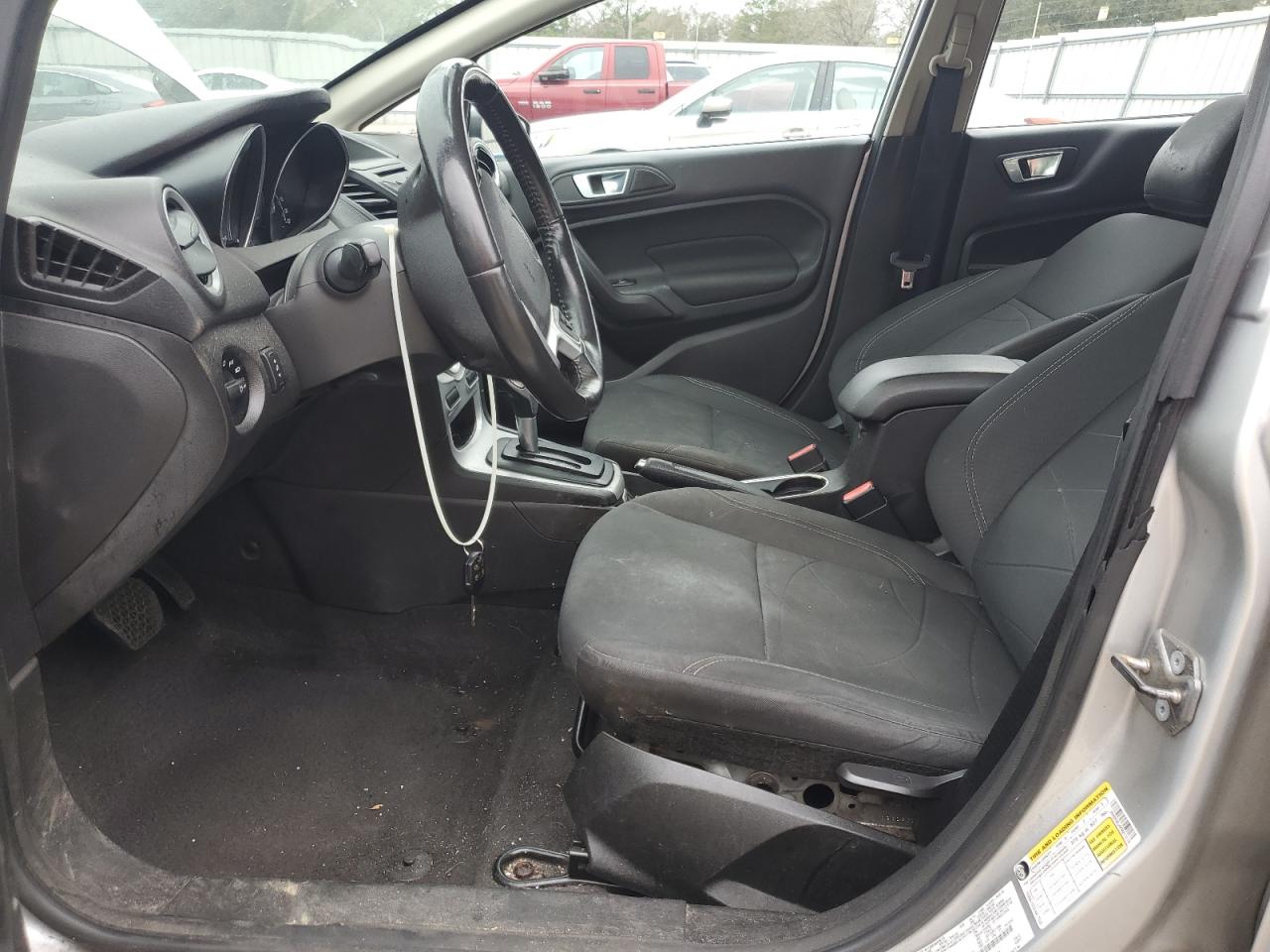 Photo 6 VIN: 3FADP4BJ4FM213118 - FORD FIESTA 