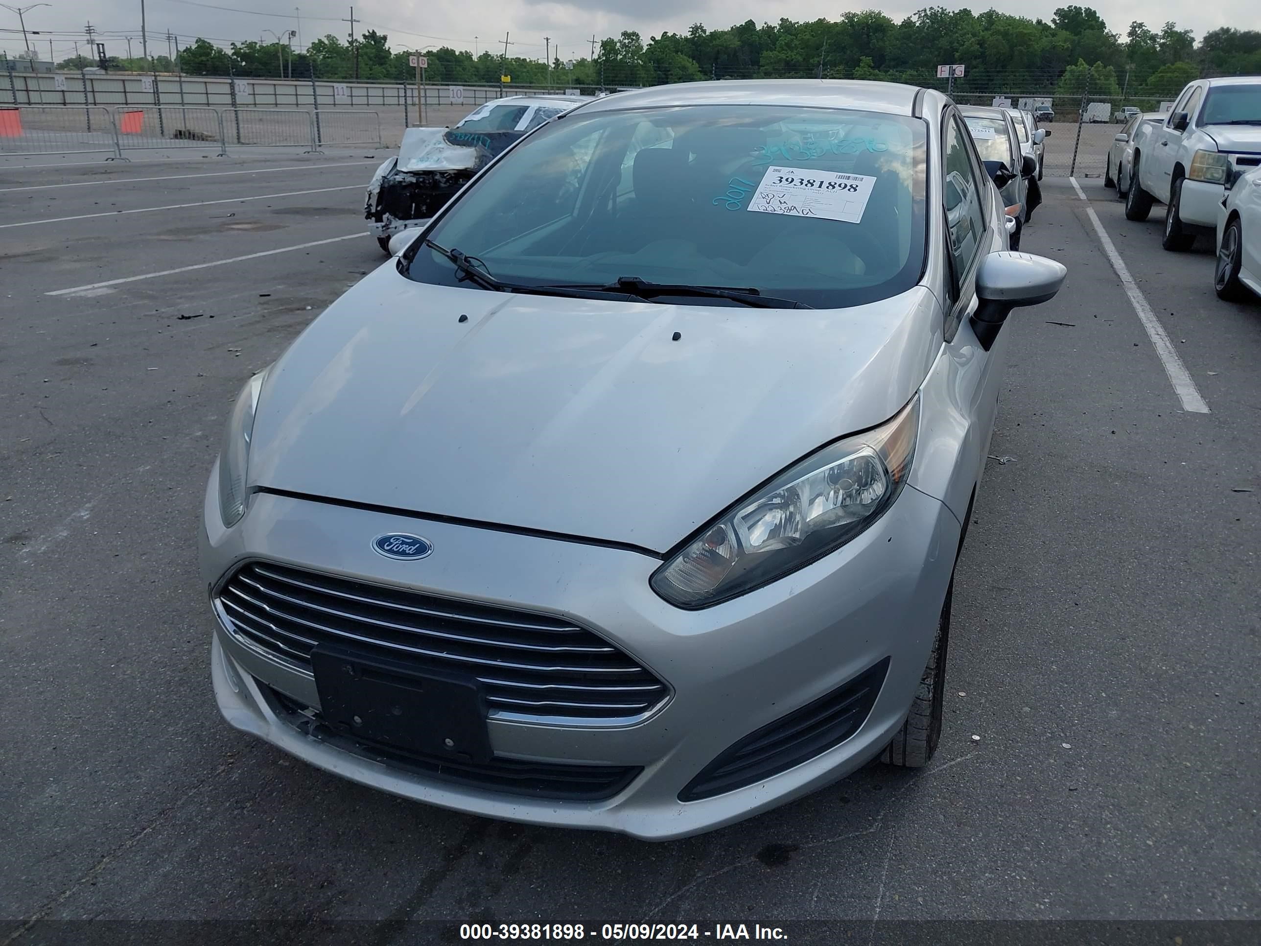 Photo 5 VIN: 3FADP4BJ4HM135619 - FORD FIESTA 