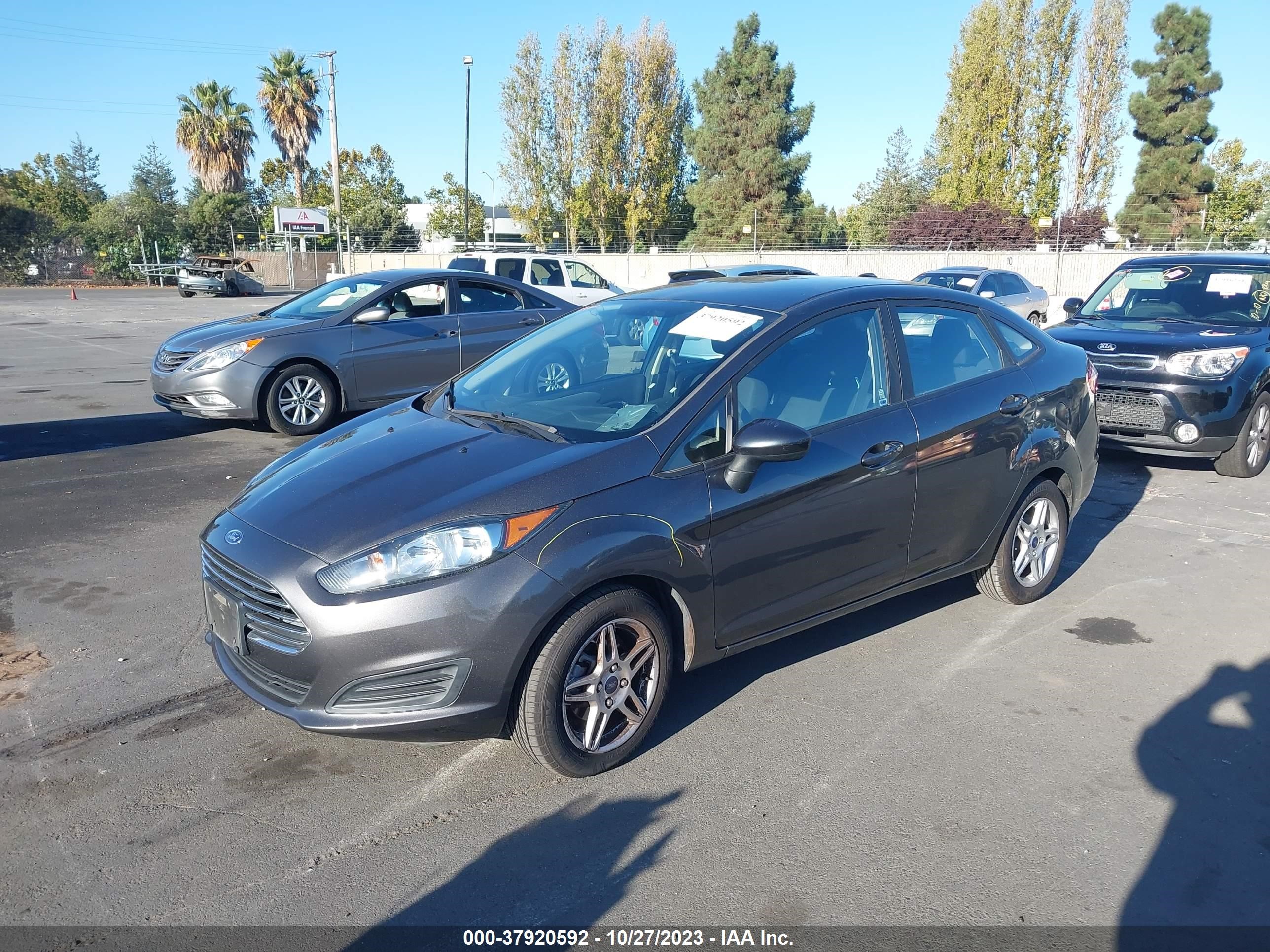 Photo 1 VIN: 3FADP4BJ4HM166420 - FORD FIESTA 