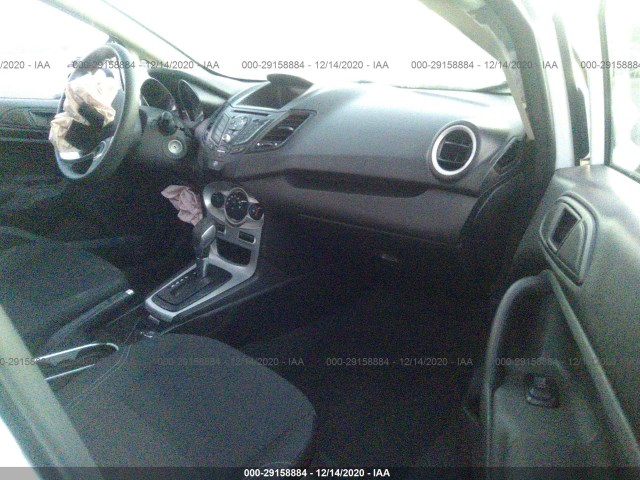 Photo 4 VIN: 3FADP4BJ4JM106658 - FORD FIESTA 