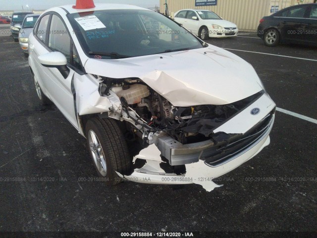 Photo 5 VIN: 3FADP4BJ4JM106658 - FORD FIESTA 