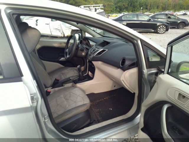 Photo 4 VIN: 3FADP4BJ5BM231749 - FORD FIESTA 