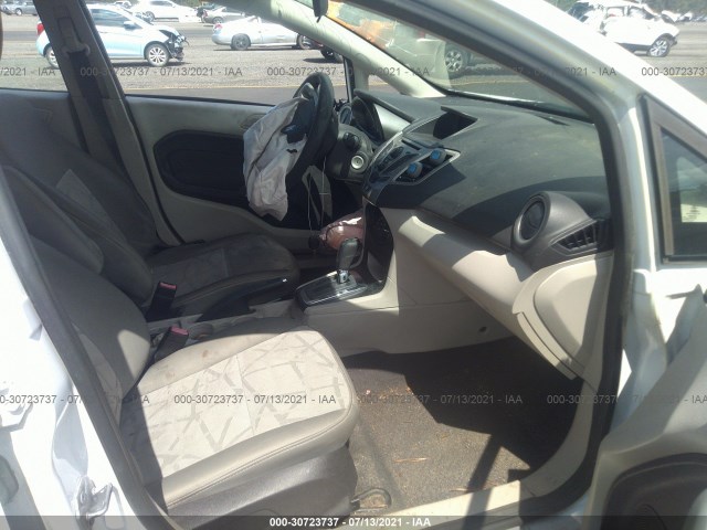 Photo 4 VIN: 3FADP4BJ5CM114352 - FORD FIESTA 