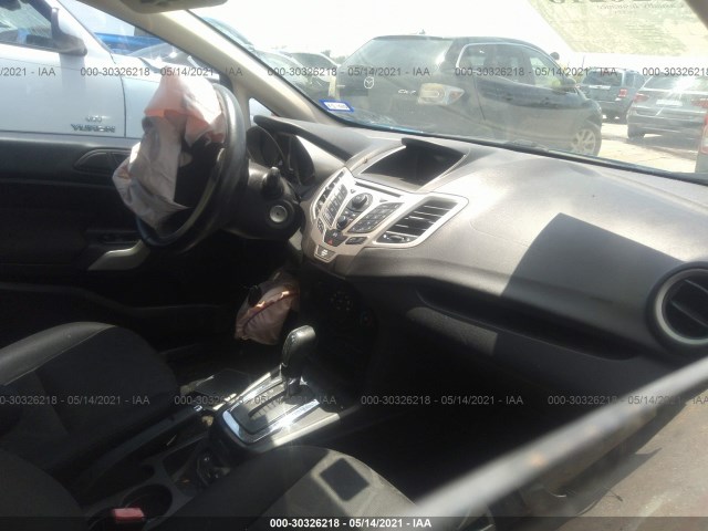 Photo 4 VIN: 3FADP4BJ5DM214422 - FORD FIESTA 