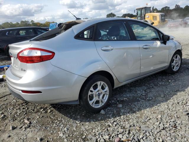 Photo 2 VIN: 3FADP4BJ5FM187810 - FORD FIESTA SE 