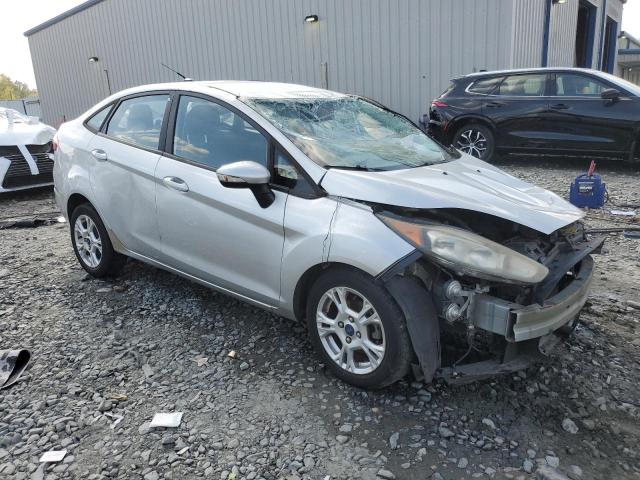 Photo 3 VIN: 3FADP4BJ5FM187810 - FORD FIESTA SE 